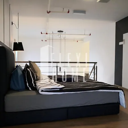 Pinnacle Pj, Romantic City View, 1-4 Guests Designed Duplex Home By Flexihome-My Petaling Jaya Exterior photo