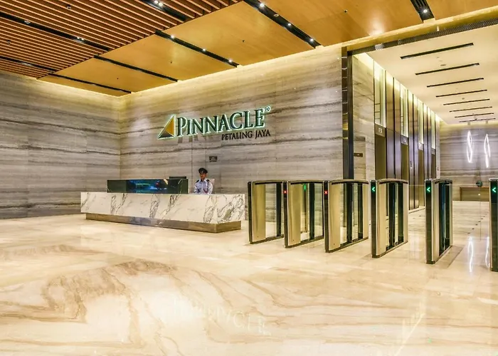 Pinnacle Pj, Romantic City View, 1-4 Guests Designed Duplex Home By Flexihome-My