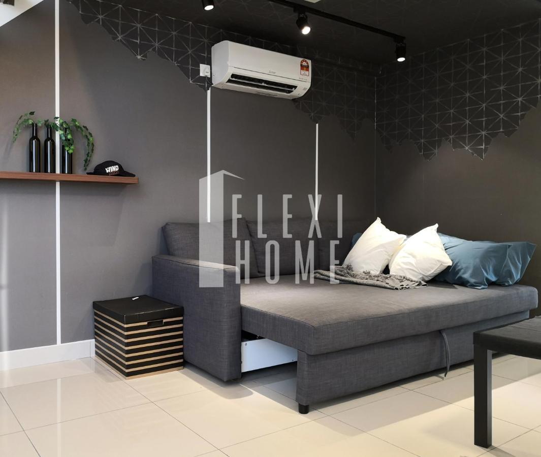 Pinnacle Pj, Romantic View, 1-4 Guests Designed Duplex By Flexihome-my * Petaling Jaya