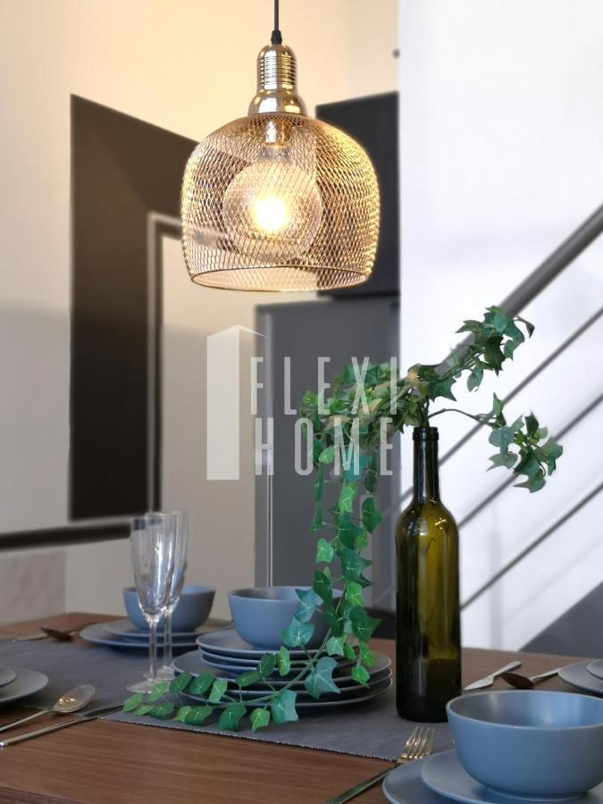 Pinnacle Pj, Romantic View, 1-4 Guests Designed Duplex By Flexihome-my Apartment *