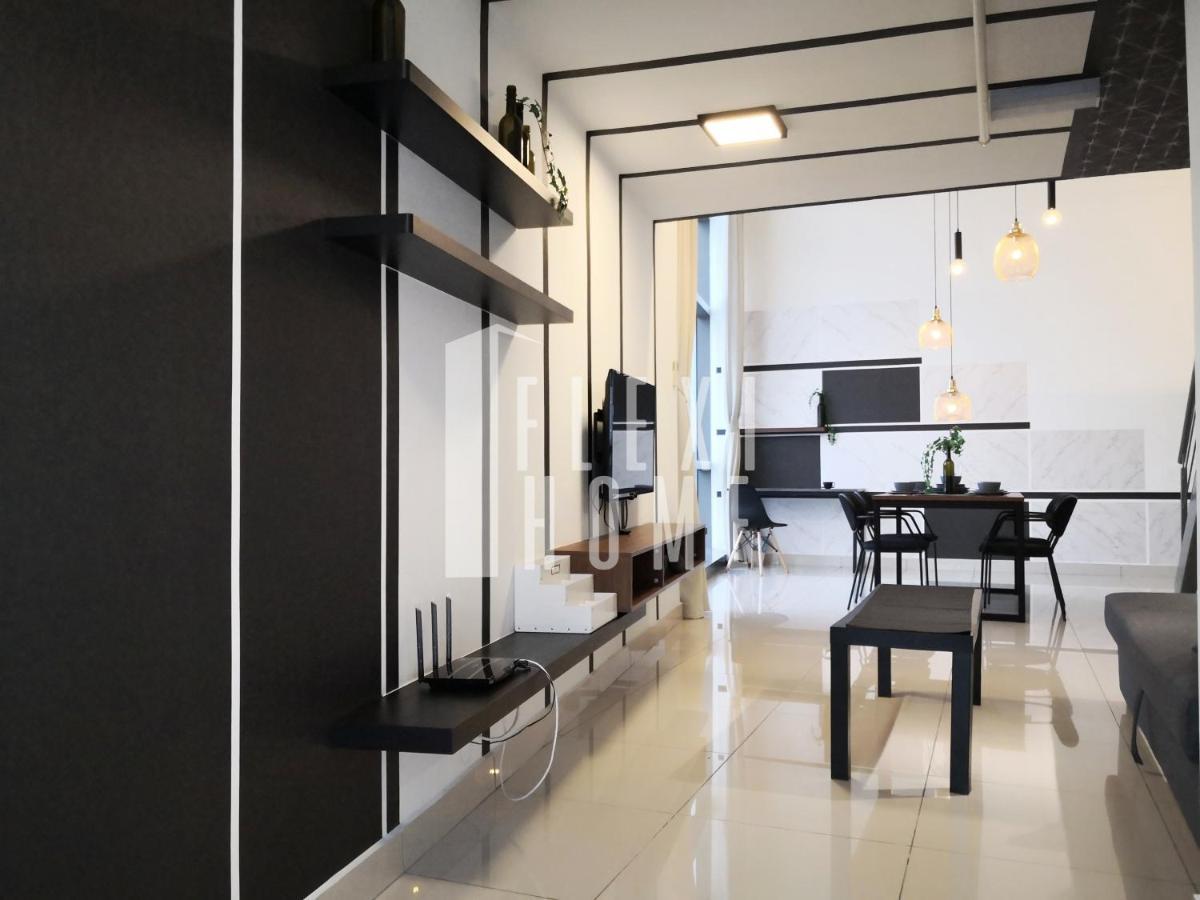 Pinnacle Pj, Romantic View, 1-4 Guests Designed Duplex By Flexihome-my Petaling Jaya