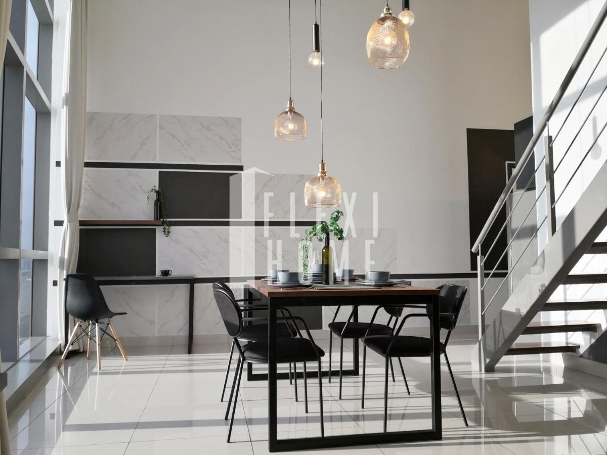Pinnacle Pj, Romantic View, 1-4 Guests Designed Duplex By Flexihome-my Apartment