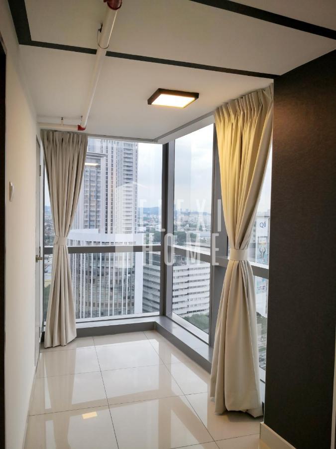 Apartment Pinnacle Pj, Romantic View, 1-4 Guests Designed Duplex By Flexihome-my Petaling Jaya