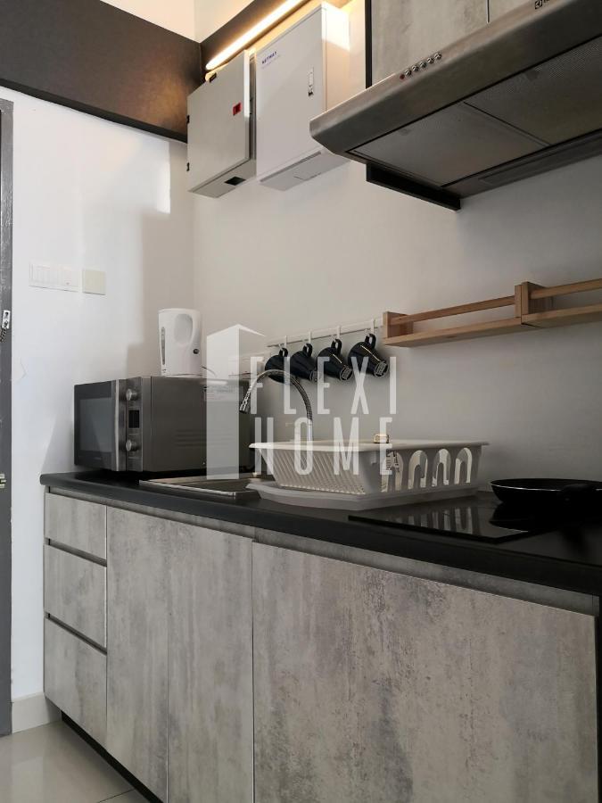 Apartment Pinnacle Pj, Romantic View, 1-4 Guests Designed Duplex By Flexihome-my *